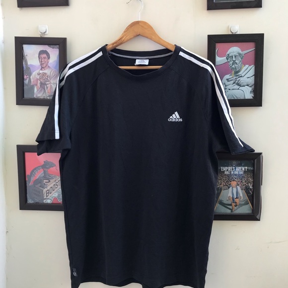 Adidas basic loose fit tshirt (L-XL) - Picture 2 of 7